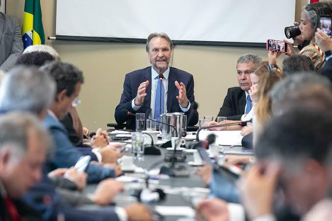 Bancada do PT repudia afastamento da cúpula da PF e aponta interferência política em decisão de Mendonça