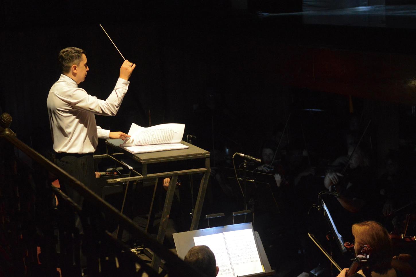 Teatro Amazonas recebe espetáculo com obras de Stravinsky e dança contemporânea
